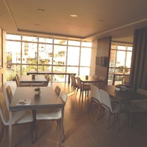 Sala com 270m², 4 vagas, no bairro Panazzolo em Caxias do Sul para Comprar