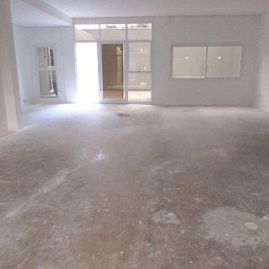 Sala com 270m², 4 vagas, no bairro Panazzolo em Caxias do Sul para Comprar
