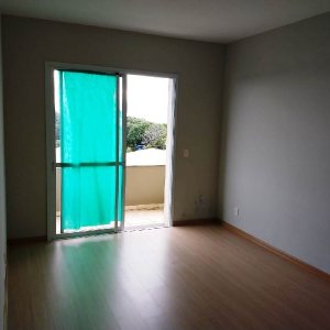 Apartamento com 81m², 2 dormitórios, 2 vagas, no bairro Ana Rech em Caxias do Sul para Comprar