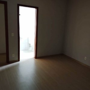 Apartamento com 81m², 2 dormitórios, 2 vagas, no bairro Ana Rech em Caxias do Sul para Comprar