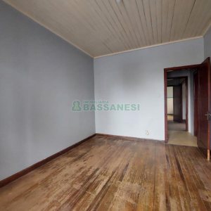 Apartamento com 70m², 2 dormitórios, no bairro São Pelegrino em Caxias do Sul para Alugar