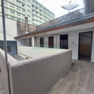 Apartamento com 70m², 2 dormitórios, no bairro São Pelegrino em Caxias do Sul para Alugar