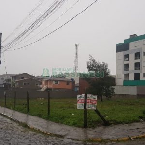 Terreno com 360m², no bairro Morada dos Alpes em Caxias do Sul para Comprar