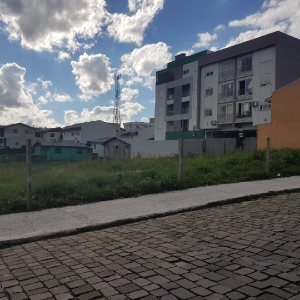 Terreno com 360m², no bairro Morada dos Alpes em Caxias do Sul para Comprar