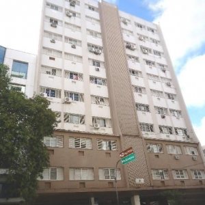 Sala com 50m², no bairro Centro em Caxias do Sul para Comprar