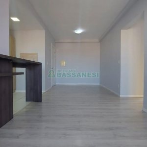 Apartamento com 65m², 2 dormitórios, 1 vaga, no bairro Lourdes em Caxias do Sul para Alugar