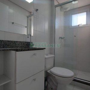 Apartamento com 65m², 2 dormitórios, 1 vaga, no bairro Lourdes em Caxias do Sul para Alugar