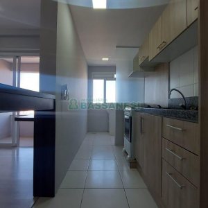 Apartamento com 65m², 2 dormitórios, 1 vaga, no bairro Lourdes em Caxias do Sul para Alugar