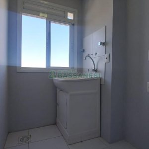 Apartamento com 65m², 2 dormitórios, 1 vaga, no bairro Lourdes em Caxias do Sul para Alugar