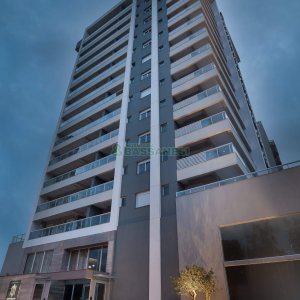 Apartamento com 113m², 3 dormitórios, 2 vagas, no bairro Madureira em Caxias do Sul para Comprar