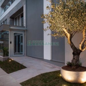 Apartamento com 113m², 3 dormitórios, 2 vagas, no bairro Madureira em Caxias do Sul para Comprar