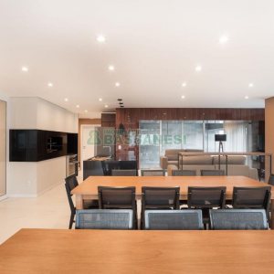 Apartamento com 113m², 3 dormitórios, 2 vagas, no bairro Madureira em Caxias do Sul para Comprar