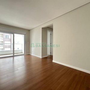 Apartamento com 113m², 3 dormitórios, 2 vagas, no bairro Madureira em Caxias do Sul para Comprar