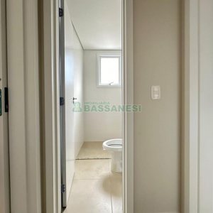 Apartamento com 113m², 3 dormitórios, 2 vagas, no bairro Madureira em Caxias do Sul para Comprar