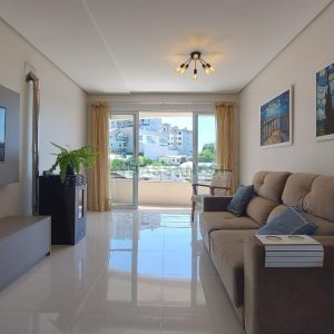 Apto Mobiliado com 163m², 3 dormitórios, 2 vagas, no bairro Cruzeiro em Caxias do Sul para Comprar