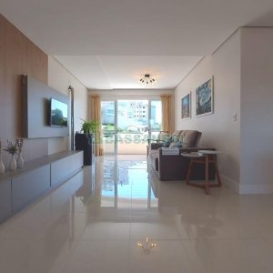 Apto Mobiliado com 163m², 3 dormitórios, 2 vagas, no bairro Cruzeiro em Caxias do Sul para Comprar