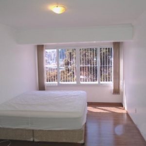 Apartamento com 115m², 3 dormitórios, 2 vagas, no bairro Pio X em Caxias do Sul para Alugar