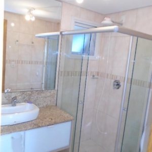 Apartamento com 115m², 3 dormitórios, 2 vagas, no bairro Pio X em Caxias do Sul para Alugar