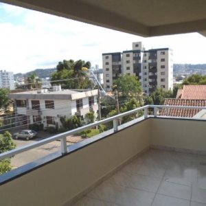 Apartamento com 115m², 3 dormitórios, 2 vagas, no bairro Pio X em Caxias do Sul para Alugar