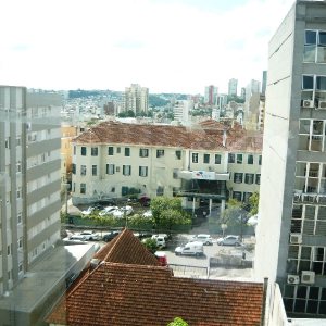 Sala com 42m², no bairro Centro em Caxias do Sul para Comprar