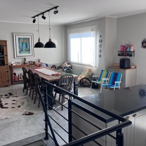 Apto/Cobertura com 230m², 3 dormitórios, 2 vagas, no bairro Centro em Caxias do Sul para Comprar