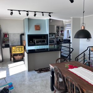 Apto/Cobertura com 230m², 3 dormitórios, 2 vagas, no bairro Centro em Caxias do Sul para Comprar