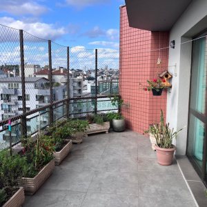 Apto/Cobertura com 230m², 3 dormitórios, 2 vagas, no bairro Centro em Caxias do Sul para Comprar