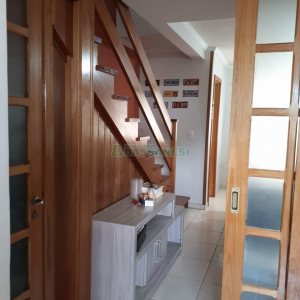 Sobrado com 95m², 3 dormitórios, no bairro São Luiz em Caxias do Sul para Comprar