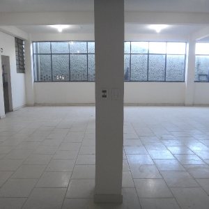Loja com 500m², no bairro Presidente Vargas em Caxias do Sul para Alugar