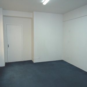 Sala com 21m², no bairro Centro em Caxias do Sul para Alugar