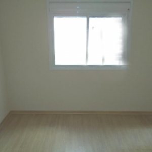 Apartamento com 63m², 2 dormitórios, 1 vaga, no bairro Salgado Filho em Caxias do Sul para Alugar