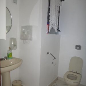 Casa Comercial com 170m², 3 vagas, no bairro São Pelegrino em Caxias do Sul para Alugar