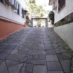 Casa Comercial com 170m², 3 vagas, no bairro São Pelegrino em Caxias do Sul para Alugar