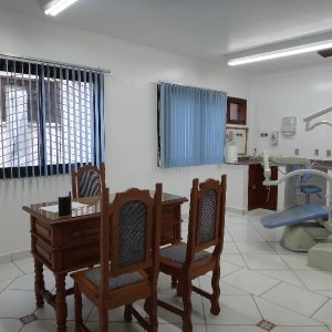 Casa Comercial com 170m², 3 vagas, no bairro São Pelegrino em Caxias do Sul para Alugar