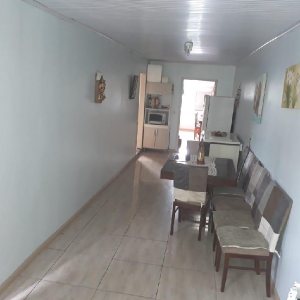 Casa com 192m², 3 dormitórios, 2 vagas, no bairro Fatima em Caxias do Sul para Comprar