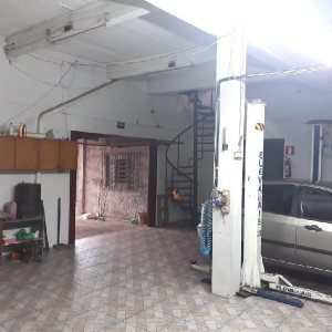 Casa com 192m², 3 dormitórios, 2 vagas, no bairro Fatima em Caxias do Sul para Comprar