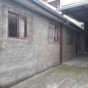 Casa com 192m², 3 dormitórios, 2 vagas, no bairro Fatima em Caxias do Sul para Comprar