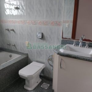 Apartamento com 109m², 3 dormitórios, 2 vagas, no bairro Universitário em Caxias do Sul para Comprar
