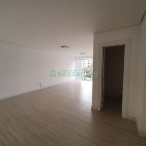 Sala com 49m², 1 vaga, no bairro Centro em Caxias do Sul para Comprar