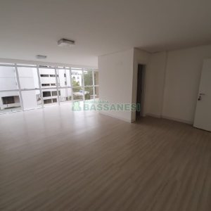 Sala com 49m², 1 vaga, no bairro Centro em Caxias do Sul para Comprar