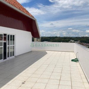 Apto/Cobertura com 299m², 4 dormitórios, 2 vagas, no bairro Madureira em Caxias do Sul para Comprar