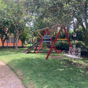 Apto/Cobertura com 299m², 4 dormitórios, 2 vagas, no bairro Madureira em Caxias do Sul para Comprar