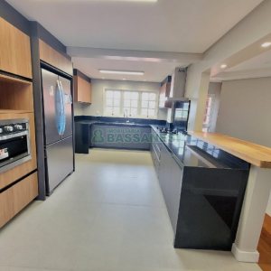 Apto/Cobertura com 299m², 4 dormitórios, 2 vagas, no bairro Madureira em Caxias do Sul para Comprar