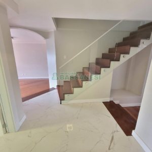 Apto/Cobertura com 299m², 4 dormitórios, 2 vagas, no bairro Madureira em Caxias do Sul para Comprar