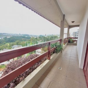 Apto/Cobertura com 299m², 4 dormitórios, 2 vagas, no bairro Madureira em Caxias do Sul para Comprar