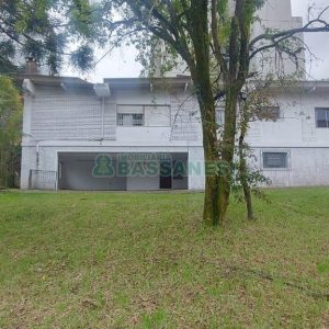 Casa Comercial com 150m², no bairro Madureira em Caxias do Sul para Alugar