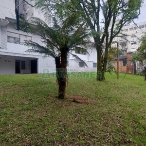 Casa Comercial com 150m², no bairro Madureira em Caxias do Sul para Alugar