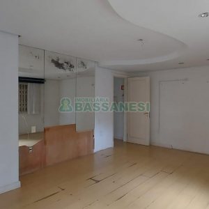 Casa Comercial com 150m², no bairro Madureira em Caxias do Sul para Alugar