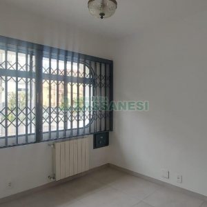 Casa Comercial com 150m², no bairro Madureira em Caxias do Sul para Alugar