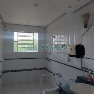 Casa Comercial com 150m², no bairro Madureira em Caxias do Sul para Alugar
